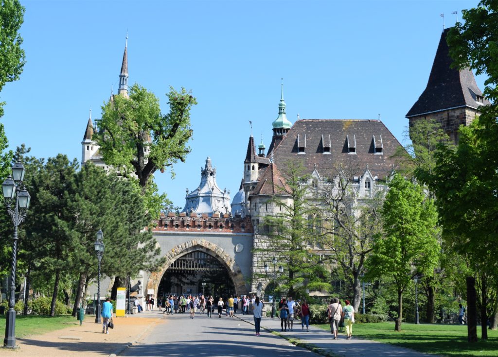 vajdahunyad castle